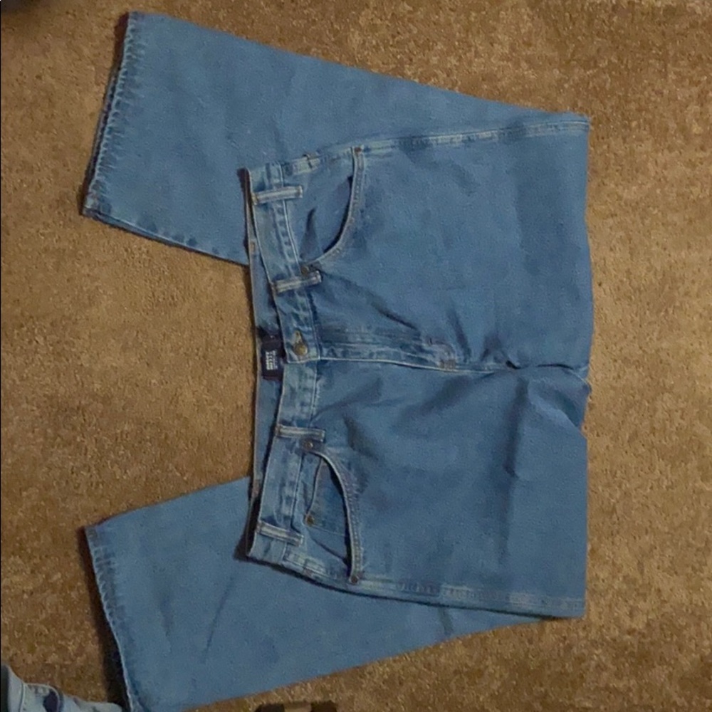 Brand new Rivet jeans! - Picture 5 of 9
